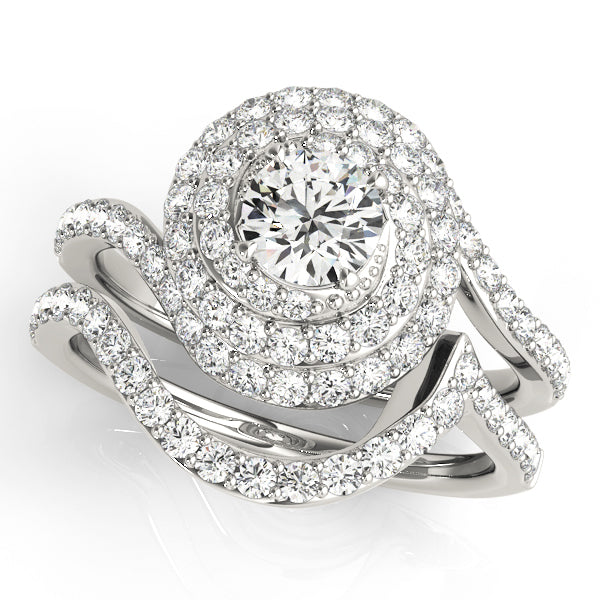 Round Diamond Halo Engagement Ring