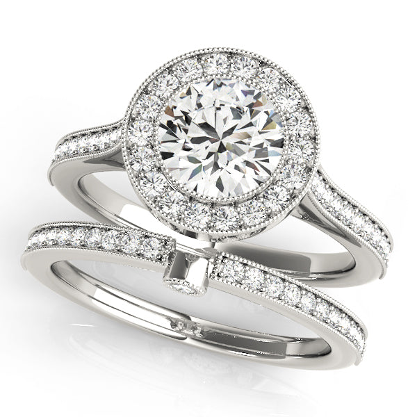 Round Diamond Halo Engagement Ring