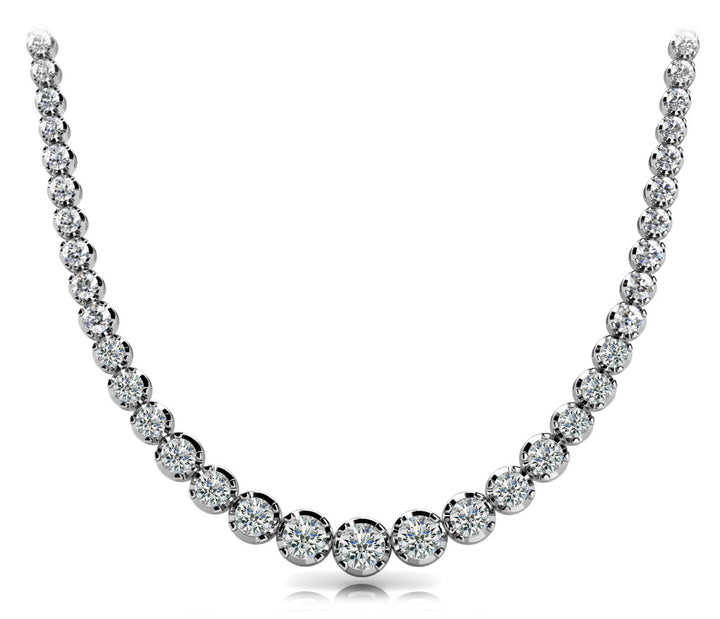 Round Diamond Graduating Pendant Necklace