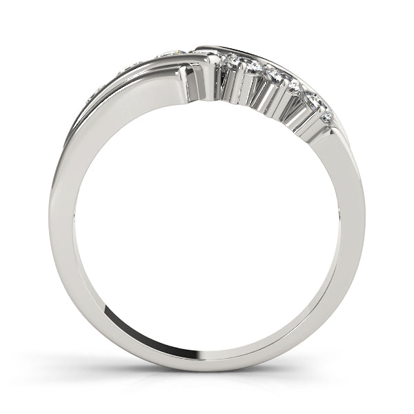 7-Stone Round Diamond Wedding Band