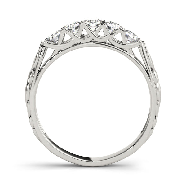 Round Diamond Wedding Ring