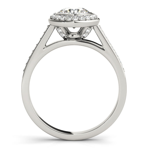 Round Diamond Halo Engagement Ring