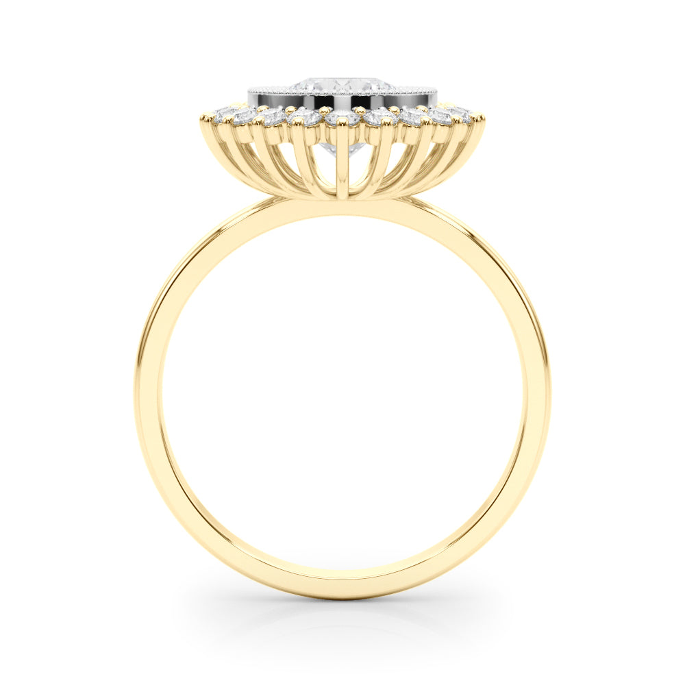 ENGAGEMENT RING ROUND CENTER