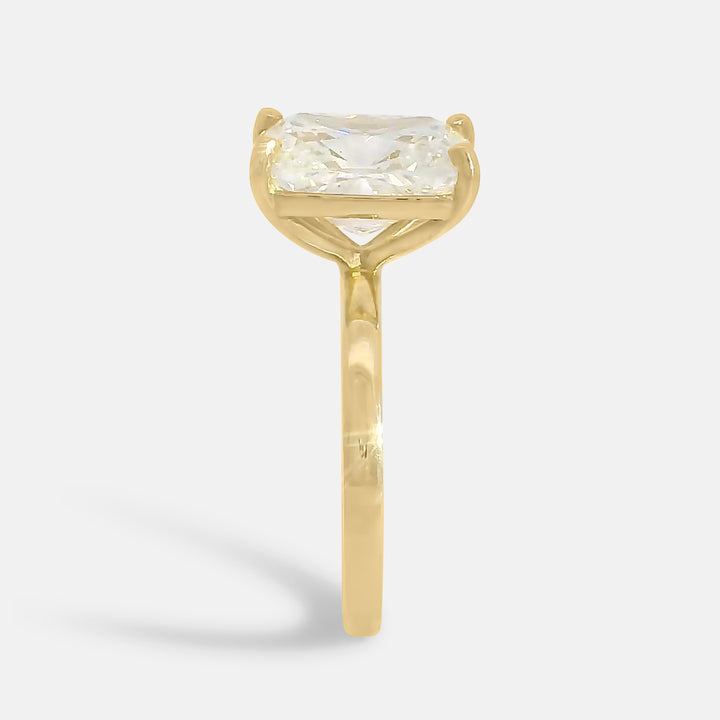 Noa Cushion Cut Engagement Ring