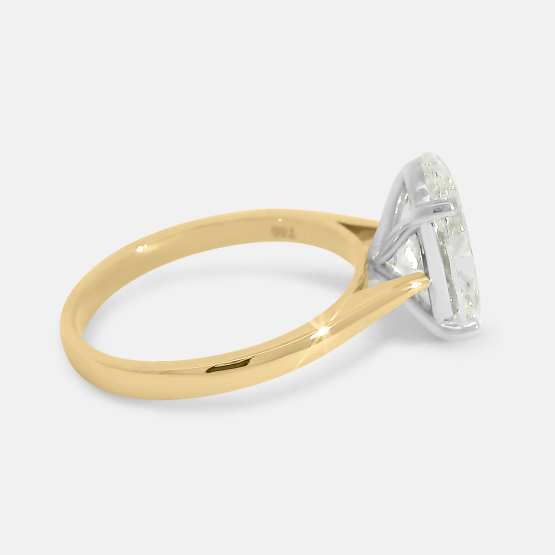 Keziah Oval Cut Engagement Ring