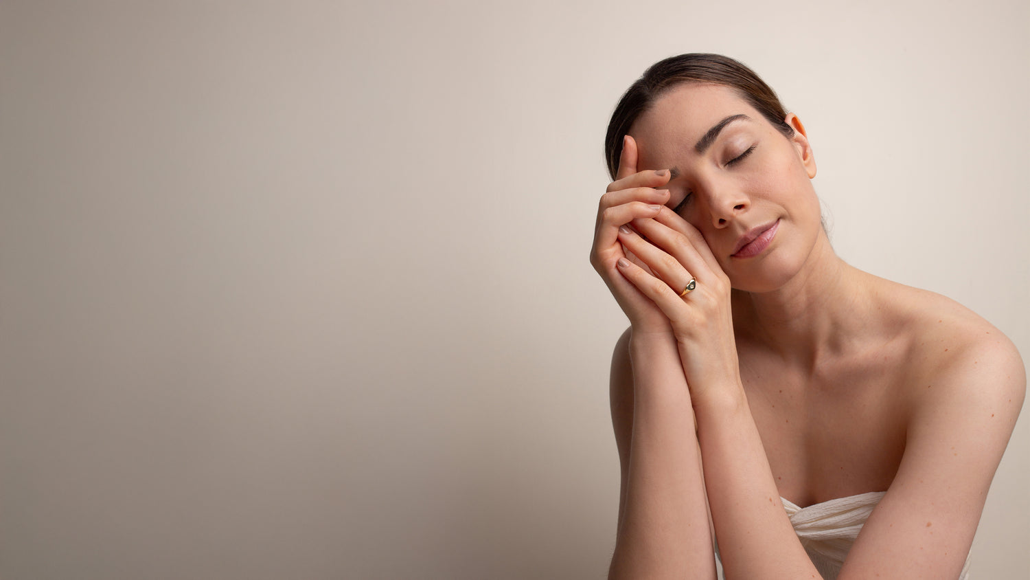 Promo Grid Background