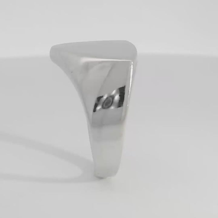 Tri Solid Signet Ring