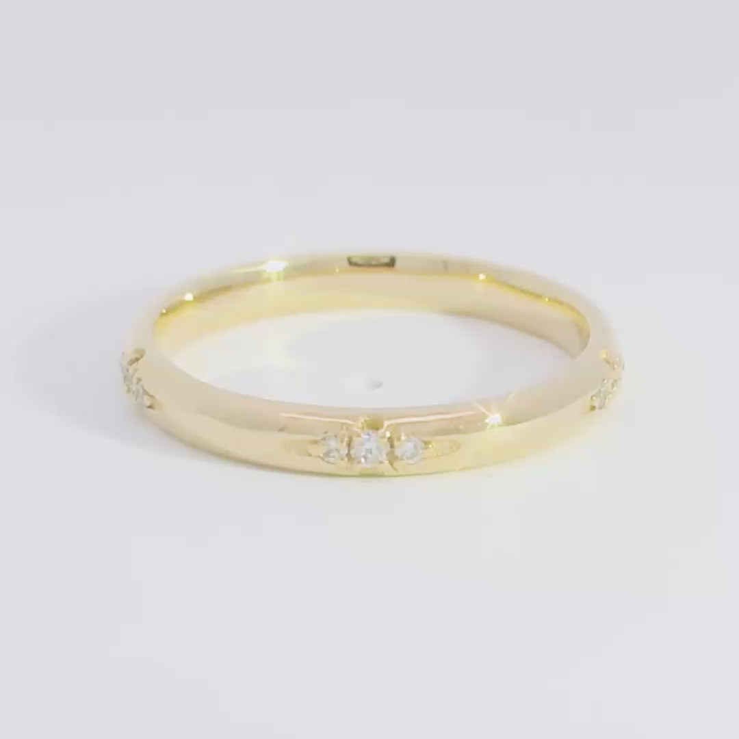 Diamond Cluster Rounded Band