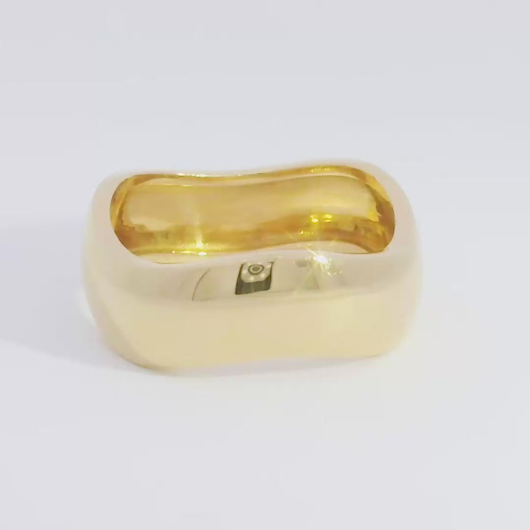 Wide Curved Polished Band